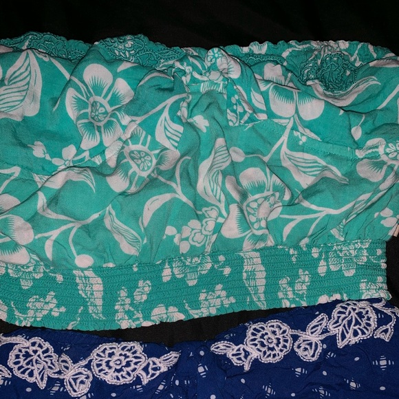 Tops - Picture 2 of 2